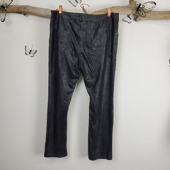 Eric reptile embossed black pants gold hardware - Picture 3 of 6